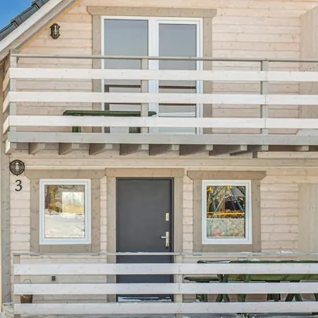 2 Bedroom In Darlowo בית נופש *