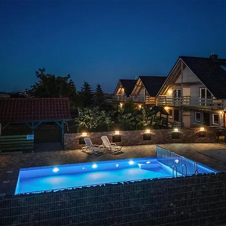 Semesterbostad Awesome Home In Darlowo With Sauna