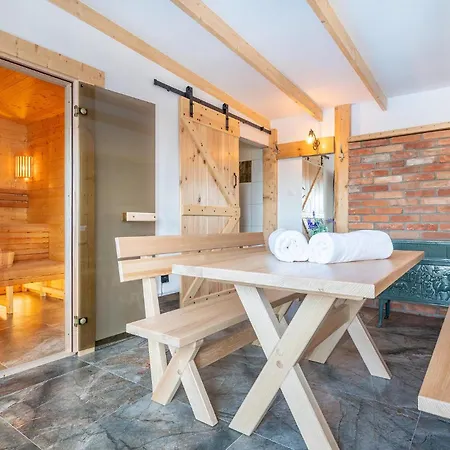 Awesome Home In Darlowo With Sauna Semesterbostad