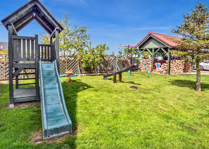 Сasa de vacaciones 2 Bedroom In Darłowo